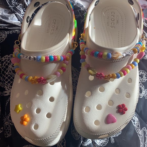 size 9 festival crocs - Picture 2 of 3